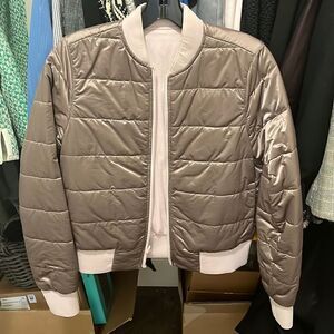 Lululemon reversible bomber jacket sz 4 EUC